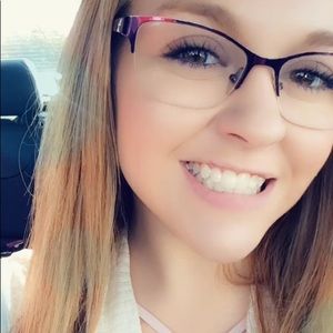 Meet your Posher, Breanne